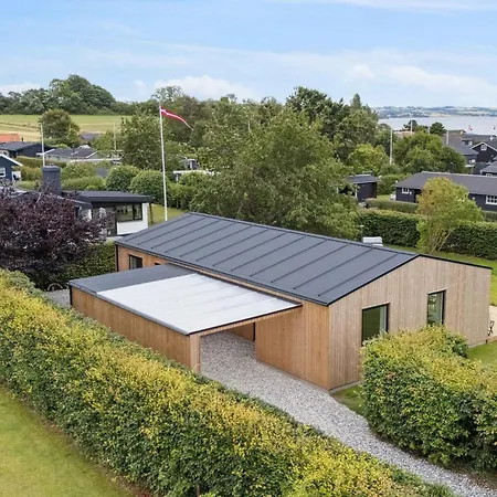 Private Oasis 150 M From The Feriehus *